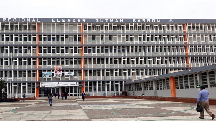 Nuevo Chimbote: denuncian compra sobrevalorada de camilla en el Hospital Regional