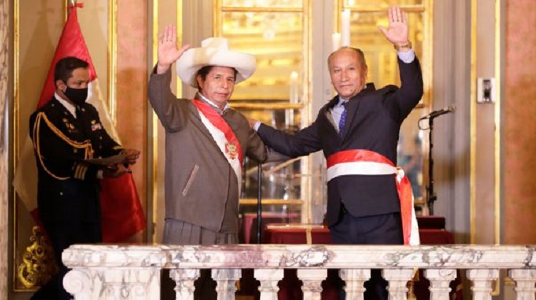 Pedro Castillo y Juan Silva habrían liderado mafia en el MTC, según hipótesis de la Fiscalía