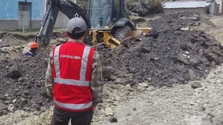 Comuna no habría cobrado multa a empresa contratista por retraso en el distrito de Marcas
