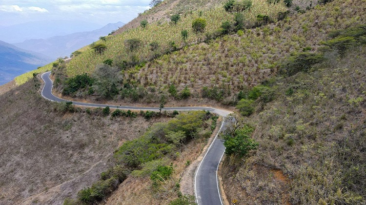 Destinan S/ 9,8 millones para reconstruir caminos vecinales en Piura y un colegio en Lambayeque