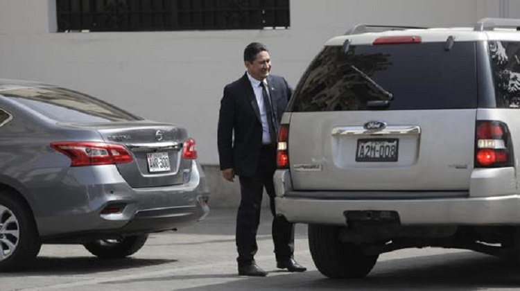 Fiscal identificó a otro operador de Vladimir Cerrón que le compró oficina