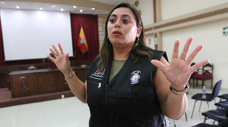 Lambayeque: investigan a alcaldesa de Ferreñafe por compra de latas de pescado descompuestas