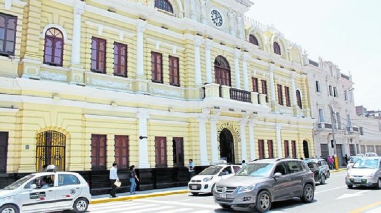 Lambayeque: Se cae proceso para compra de combustible por falta de postores