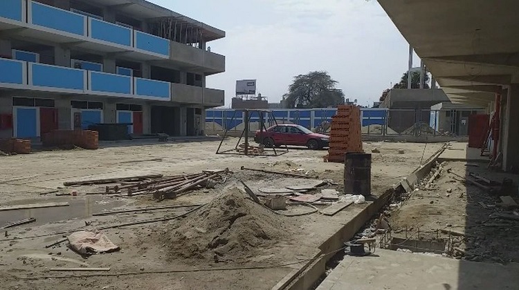 Trujillo: padres y directivos exigen culminación de obras en colegio Modelo
