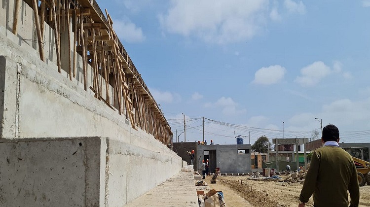 Advierten presuntas irregularidades en obra de Catacaos