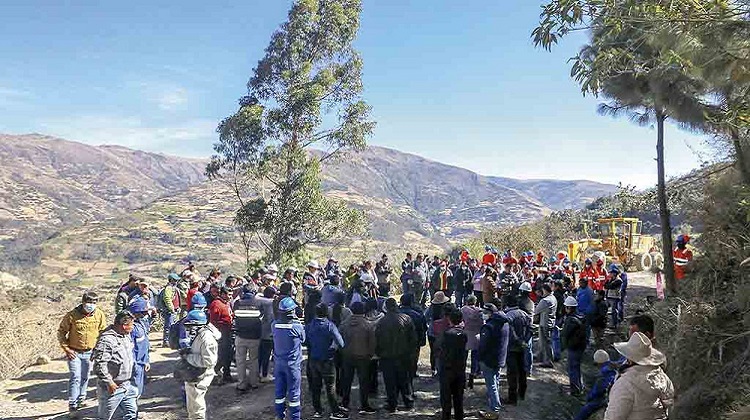 Cusco: chinos son cuestionados por obra en Paucartambo