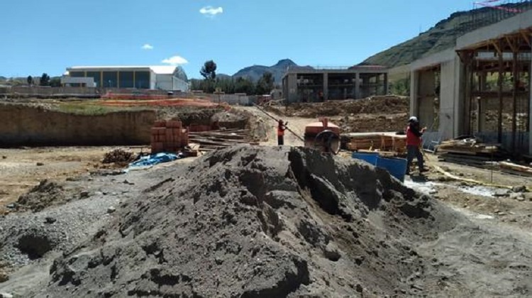 Huancavelica: Paralización de construcción de Hospital de Castrovirreyna, un problema que se veía venir
