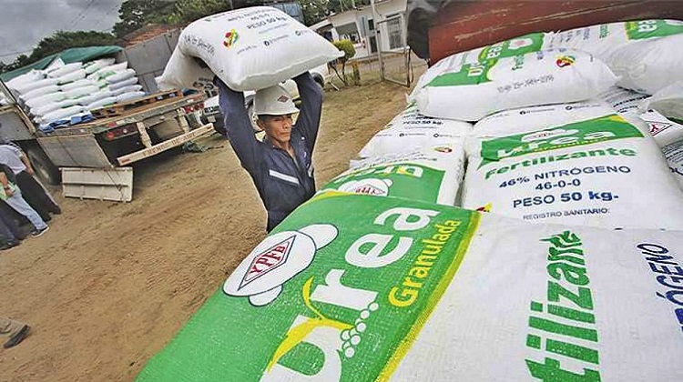 Fertilizantes: ¿Por qué aún no se firma el contrato con el nuevo proveedor de urea?