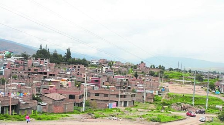 Ministerio de Vivienda resuelve contrato de pistas y veredas en asentamiento humano en Huancayo