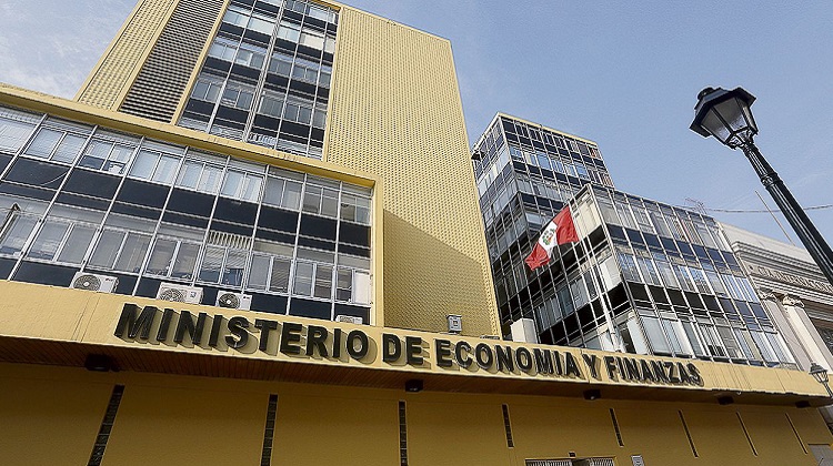 Presupuesto público para 2023 superaría los S/214.790 millones