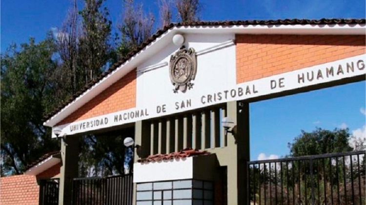 Unsch vulneró normas en compra de equipos de laboratorio