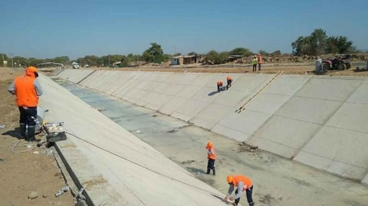Contraloría observa trabajos en el canal de derivación Daniel Escobar