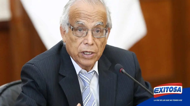 Empresa de hermano del premier Aníbal Torres no puede contratar con el Estado, afirma especialista