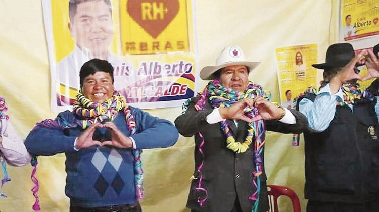 Puno: empresaria gana contrato en municipio donde alcalde es socio político de su esposo