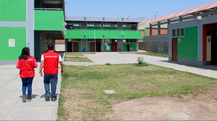 Contraloría advierte fallas y trabajos inconclusos en colegio de Alto Trujillo