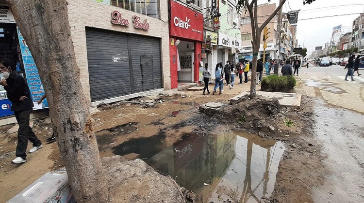 Chiclayo: reportan colapso de red de alcantarillado en plena obra de avenida Balta