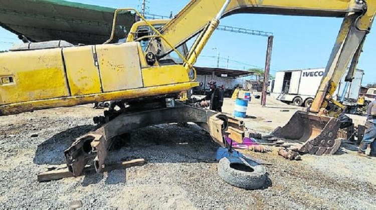 Investigan contrato para reparar maquinaria pesada en el Gobierno Regional de La Libertad