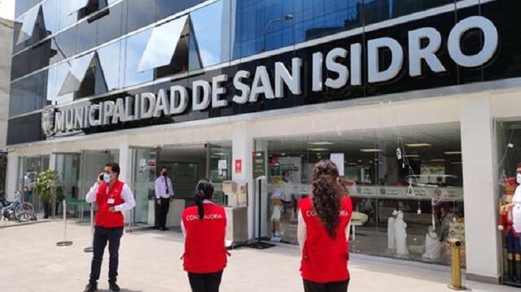 San Isidro jefe de la OCI del municipio es acusado de interferir en ejecución de contrato
