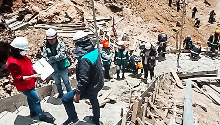 Huancavelica: Contraloría alerta sobre deficiencias constructivas en infraestructura de polideportivos