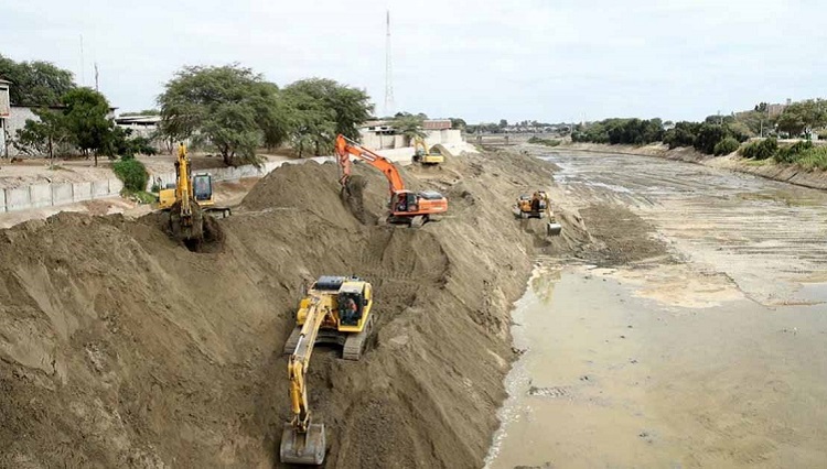 Piura: Contraloría ordena denunciar a 9 exfuncionarios por obra de defensas ribereñas en Cura Mori