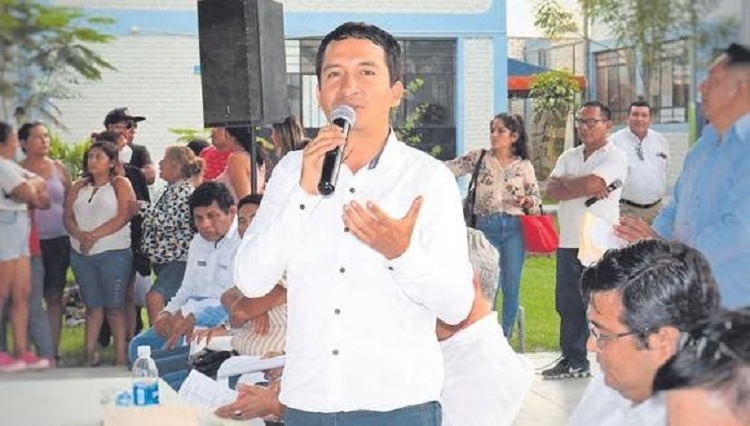 Abren investigación contra alcalde de VDO por presuntas irregularidades en Programa Vaso de Leche