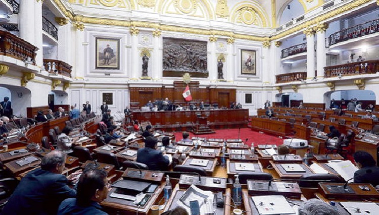 Concesionaria del Congreso estuvo inhabilitada por certificado falso de manipulación de alimentos