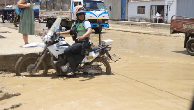 Chiclayo y José Leonardo Ortiz se inundaron pese a promesa de drenaje pluvial