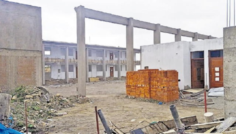 Obras de colegios están retrasadas o abandonadas en Arequipa