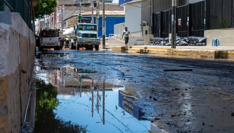 Denuncian al exalcalde Juan José Díaz por la obra de rehabilitación de pistas en el centro de Piura