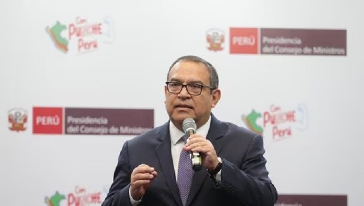 Ejecutivo presentará proyecto para nueva ley de contrataciones: La actual está “desfasada”