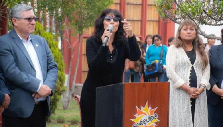 Piden investigar a la esposa del gobernador de Arequipa