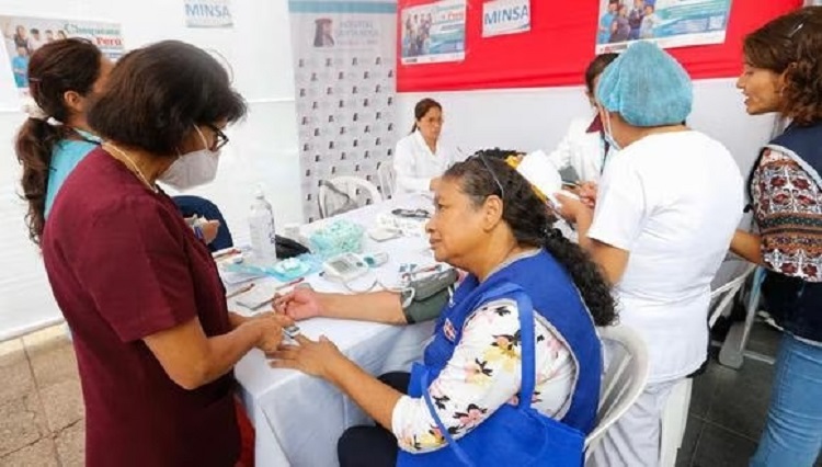 Gobierno: Se establece medidas extraordinarias para compra de equipamiento biomédico