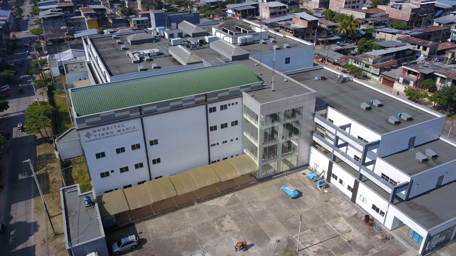 Consorcio que ejecuta el mejoramiento del Hospital de Tingo María no renovó cartas fianza