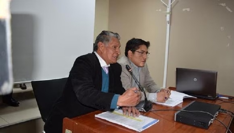 Dos obras de electrificación paralizadas en Huancavelica