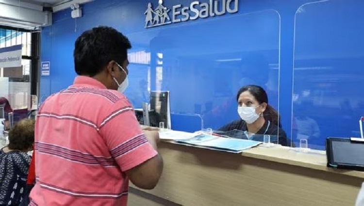 EsSalud inicia investigación contra trabajador involucrado en presuntos contratos irregulares