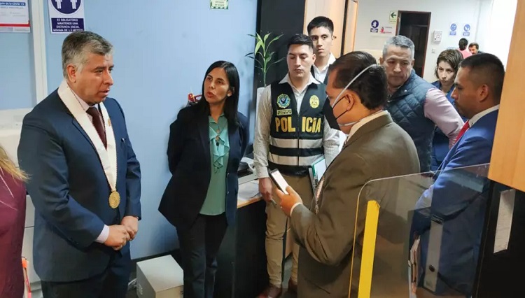 Fiscalía Anticorrupción realiza diligencias en Ministerio de Vivienda tras acusación de presuntas irregularidades