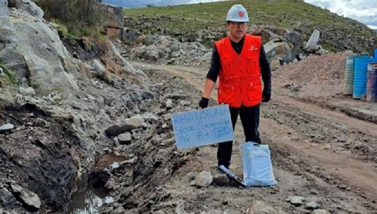 Gobierno regional de Ayacucho genera retrasos en la construcción del sistema de riego de Ustunaccocha