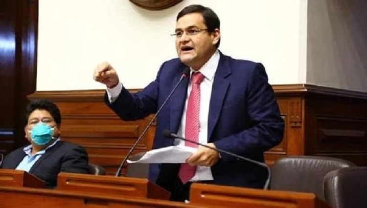 Lambayeque: Gobernador Pérez implicado en compra irregular de plantas de oxígeno