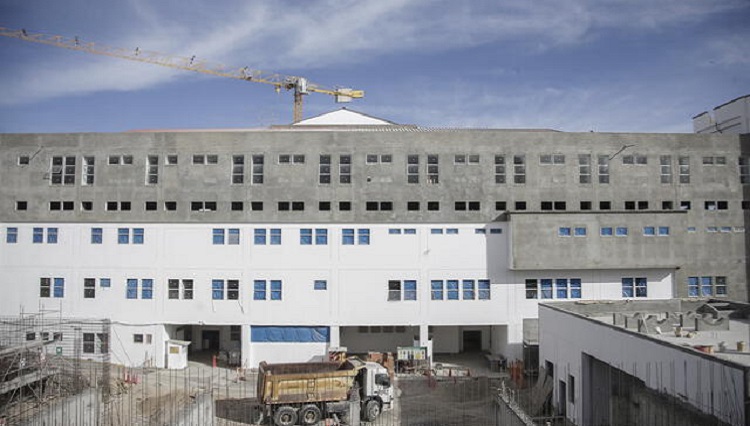 Arequipa: consorcio construía hospital sin profesionales y GRA se dio cuenta un año y 5 meses después