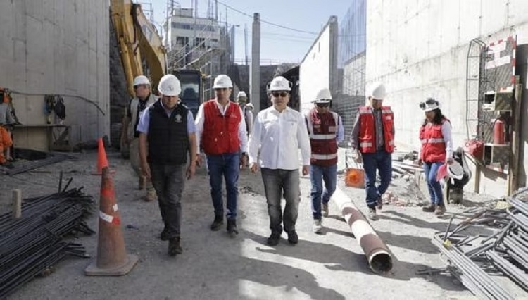 La mayor corrupción está en las obras públicas, según la Contraloría