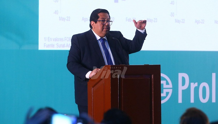 MEF elaborará lista de proyectos priorizados en presupuesto 2024 para ejecutar en regiones