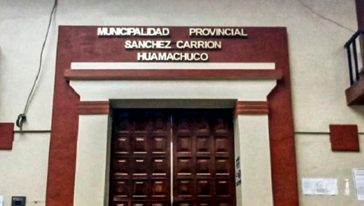 Empresario denuncia que funcionarios del municipio de Sánchez Carrión le exigieron coimas para continuar obra en Paranshique