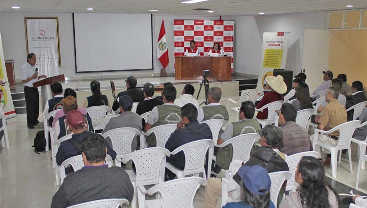 Huancabamba: ciudadanos alertan obras paralizadas y deficientes durante audiencia pública de Contraloría