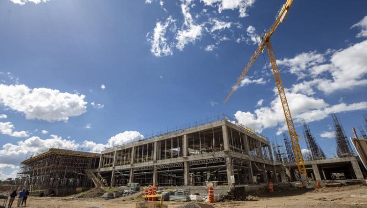 EsSalud invierte S/ 4 366 millones en la construcción y mejora de 10 proyectos hospitalarios a nivel nacional