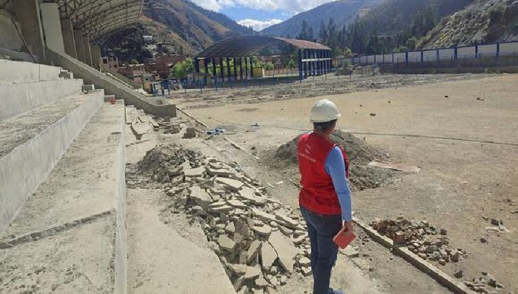 Huánuco: construcción de Estadio Municipal de San Rafael sin cumplir especificaciones técnicas