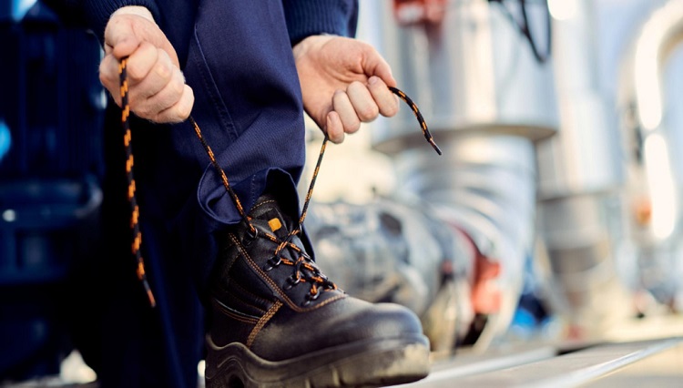 Perú Compras lanza licitaciones para la compra de 15 mil prendas de trabajo y 4 mil pares de botines de seguridad