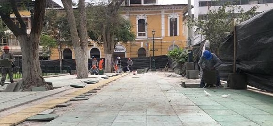 Contraloría advierte deficiencias en ejecución de obra de plaza de Armas de Piura