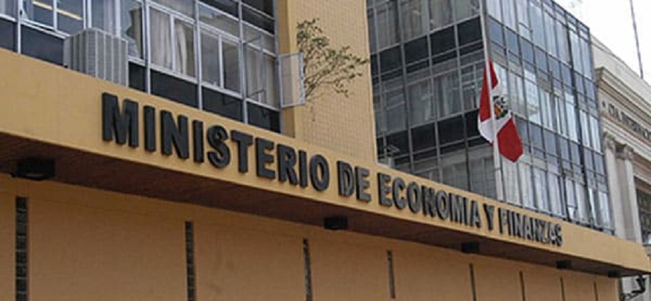 MEF despilfarra presupuesto del Estado pese a recesión: gastaron S/8,000 para desarrollo de habilidades sociales