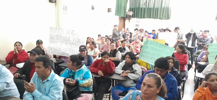 Filtraciones de agua en nueva infraestructura del Colegio Hermilio Valdizán causa malestar