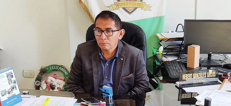 Ica: Denuncian al alcalde de Pueblo Nuevo por ingresar por debajo expediente de obra direccionada